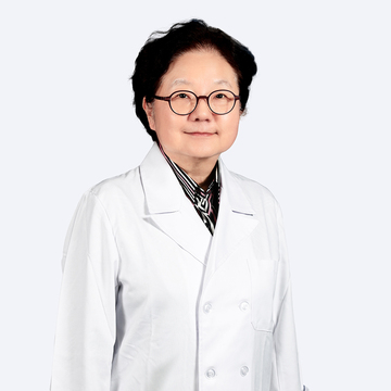 兼任主治醫師：薛純