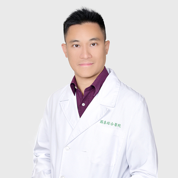 主治醫師：李念融